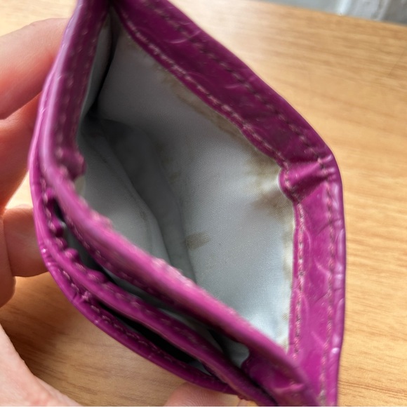 Signature embossed card wallet small purple plum fushia - Picture 3 of 4